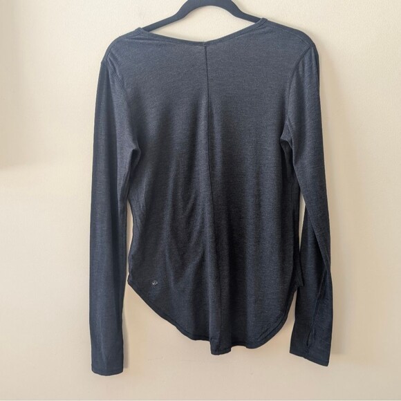 Lululemon Yogini 5 Year Long Sleeve Tee Heathered Black Size 8 - Picture 5 of 7